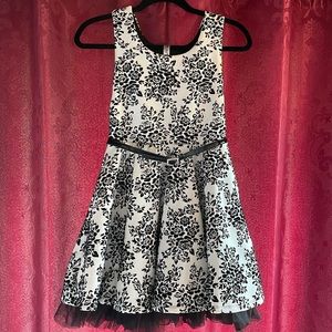 Beauties size 12 Girls Black and white velvet with tulle lined dress